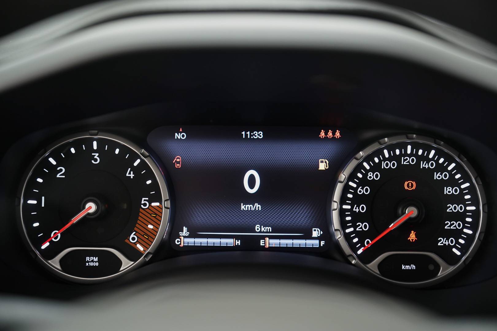 JEEP RENEGADE - Foto 15