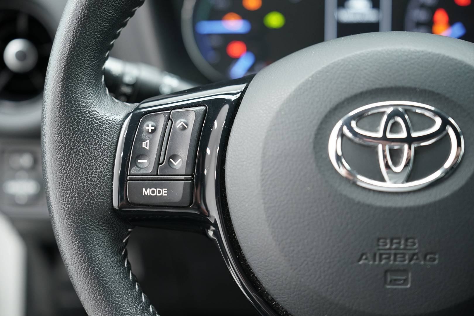 TOYOTA Yaris  - Foto 13