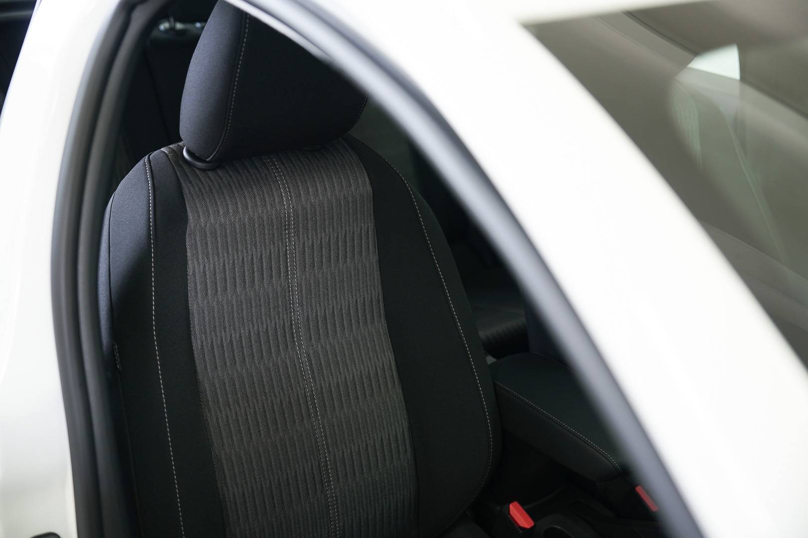 OPEL Corsa - Foto 21