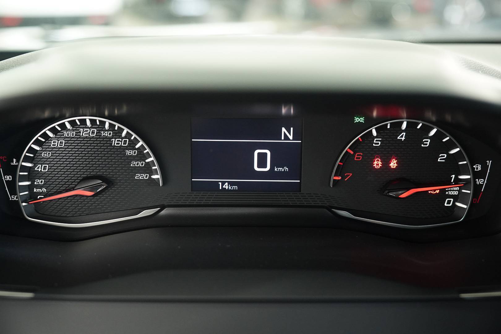 PEUGEOT 2008 - Foto 15