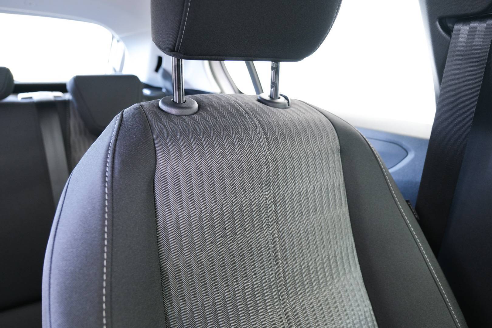 OPEL Corsa - Foto 22