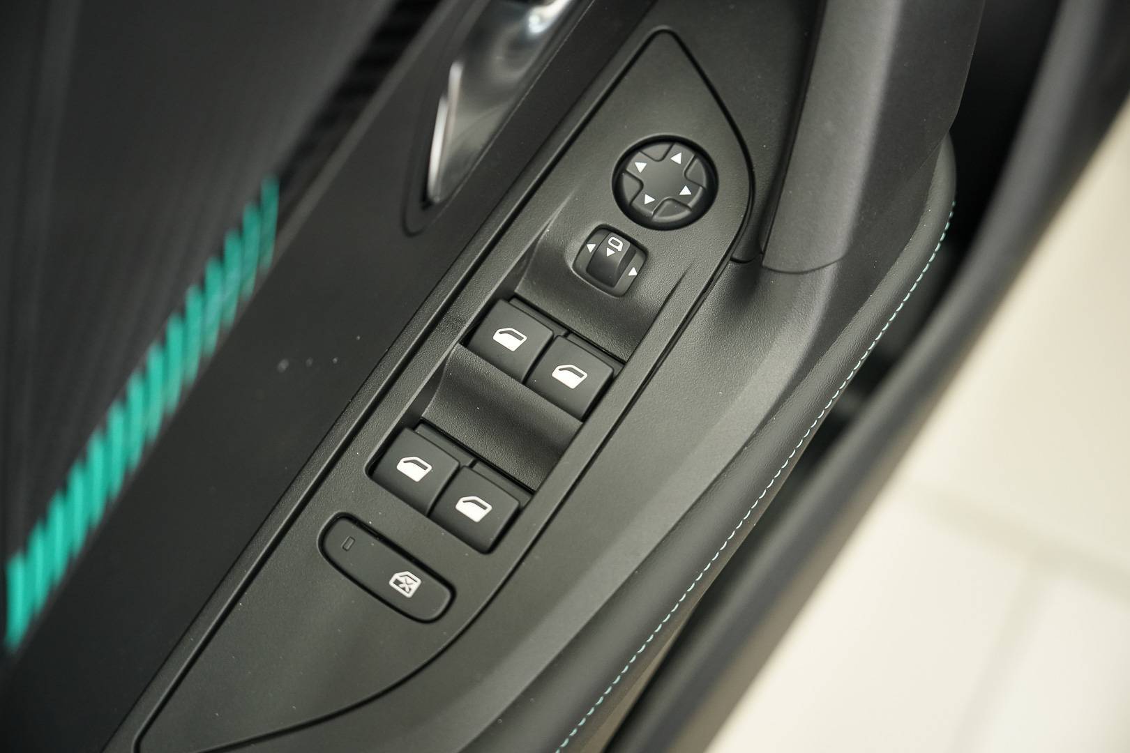 PEUGEOT 2008 - Foto 10