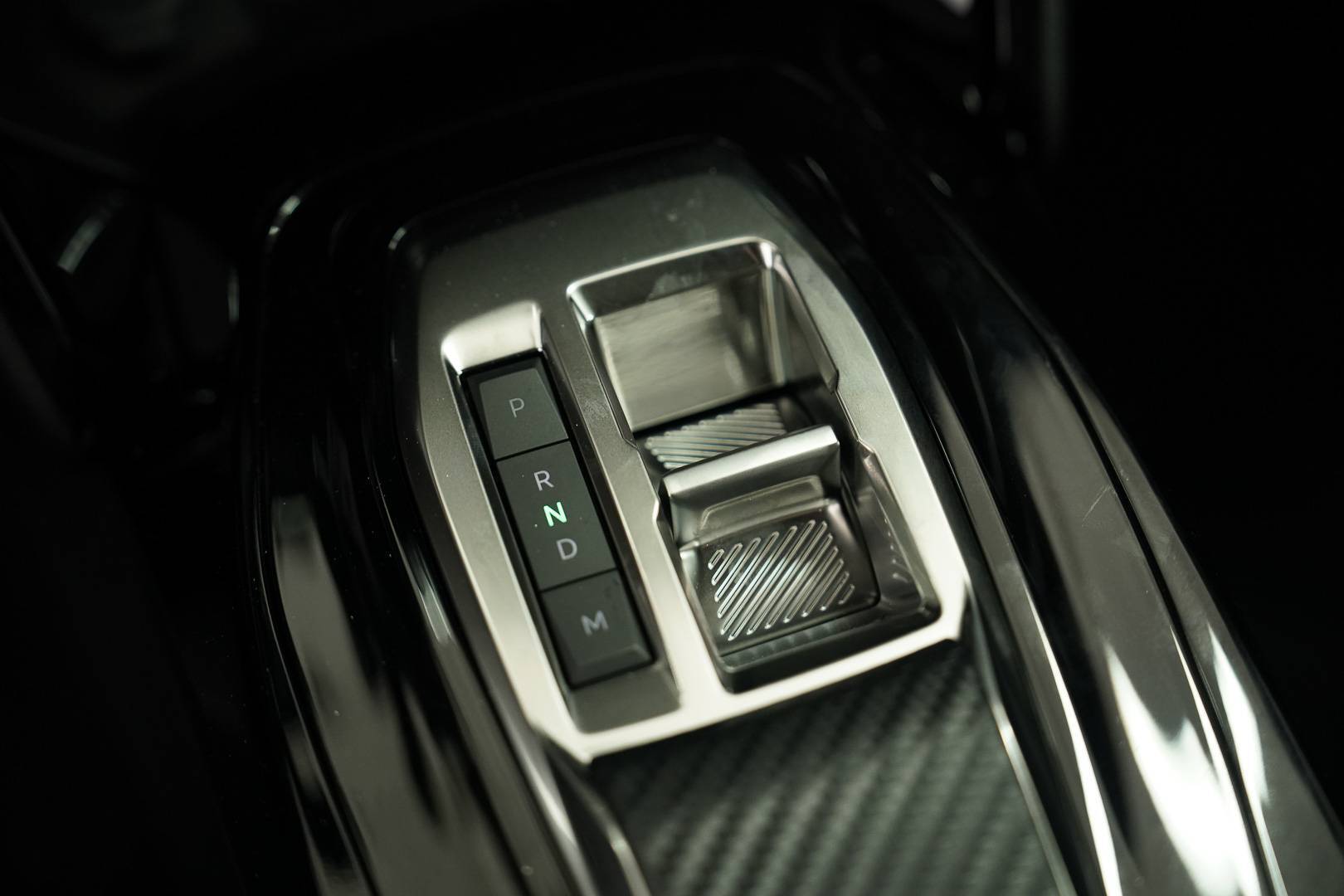 PEUGEOT 2008 - Foto 19