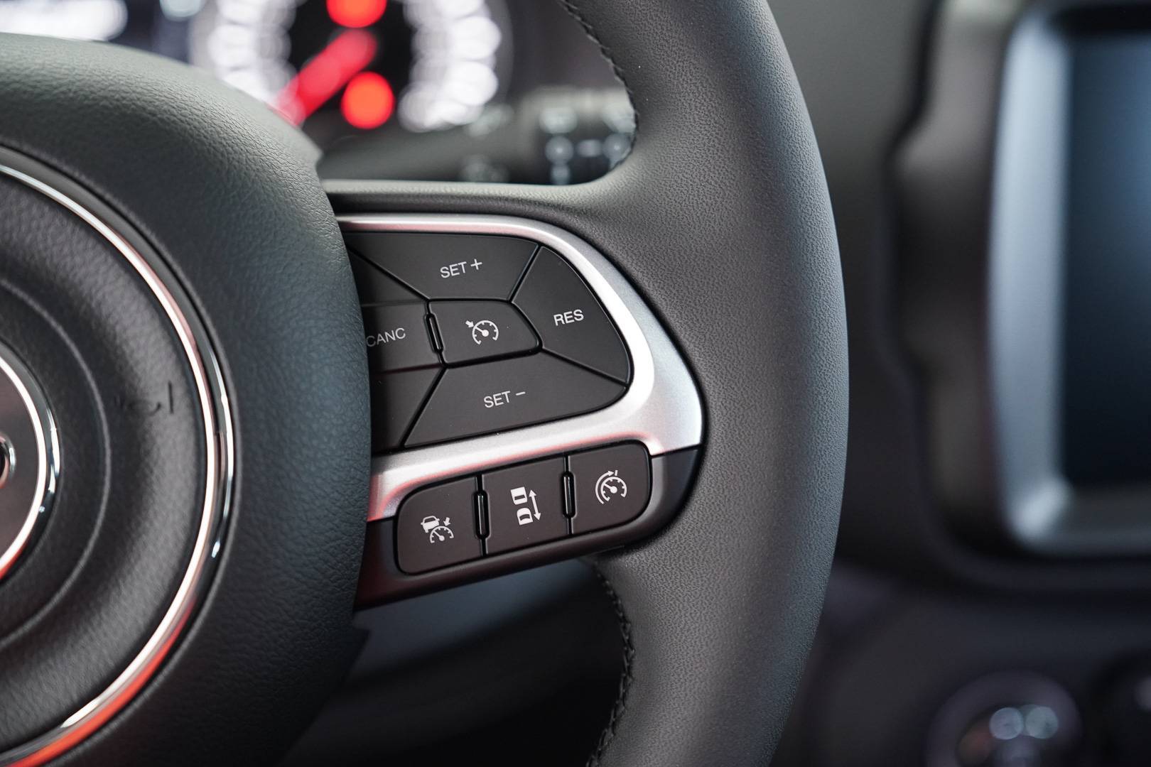 JEEP RENEGADE - Foto 13
