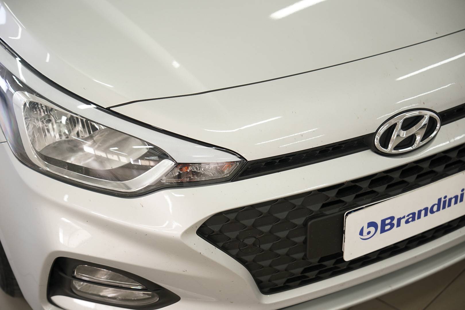 HYUNDAI i20  - Foto 4