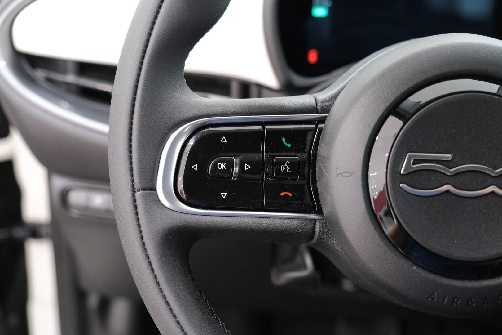 Auto Venduta - FIAT 500e 500e Cabrio 42 kWh usata in pronta consegna - Brandini