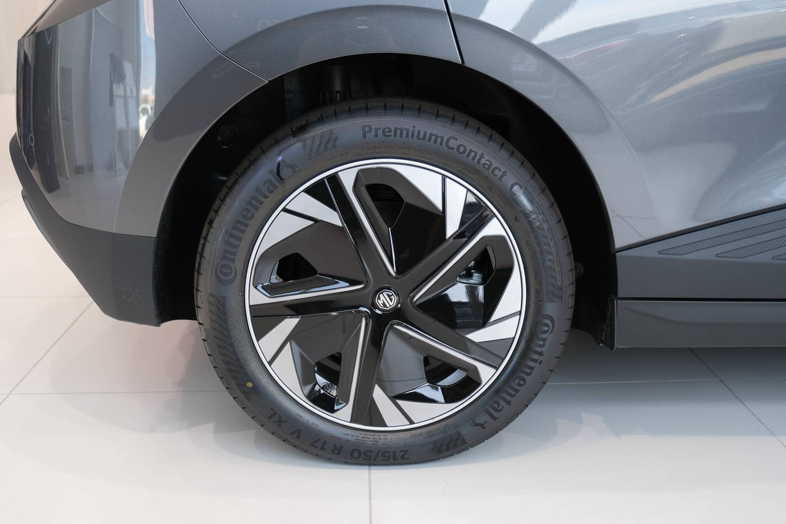 MG MG4 MG4 Standard usata in pronta consegna - Brandini