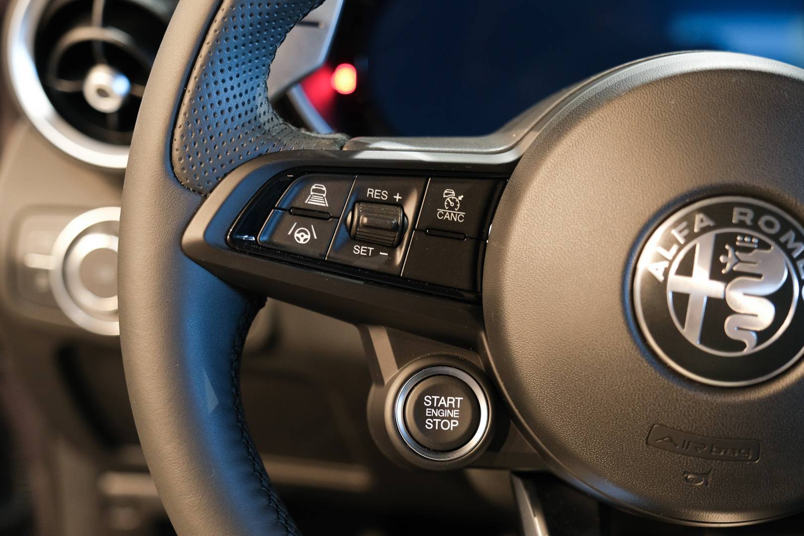 ALFA ROMEO GIULIA - Foto 7
