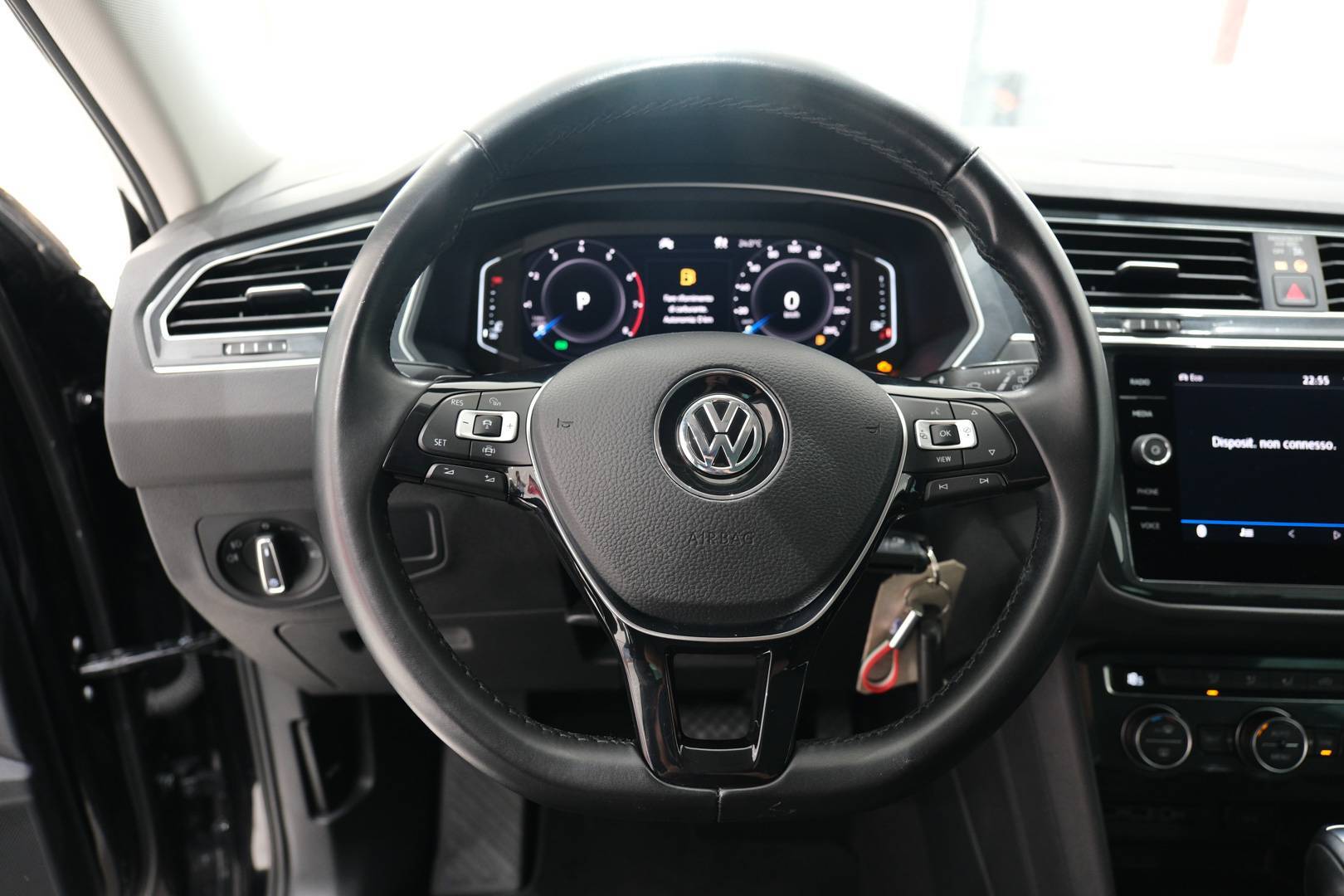 VOLKSWAGEN Tiguan - Foto 11