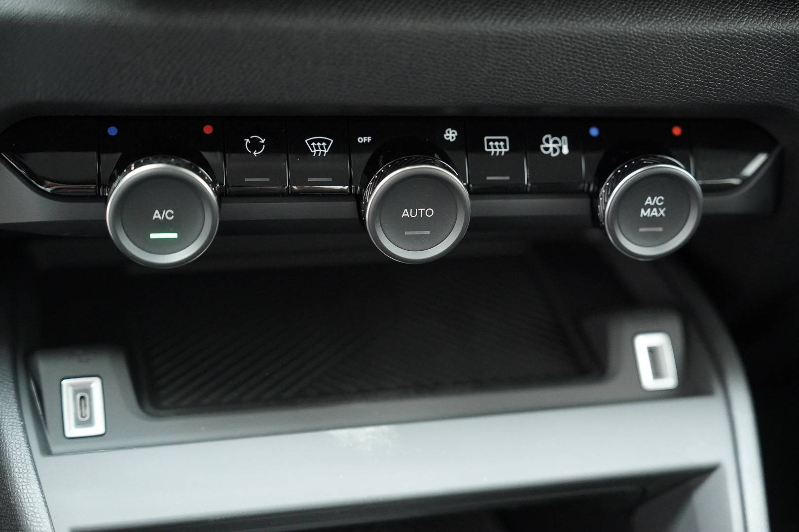 CITROEN C4 X - Foto 16