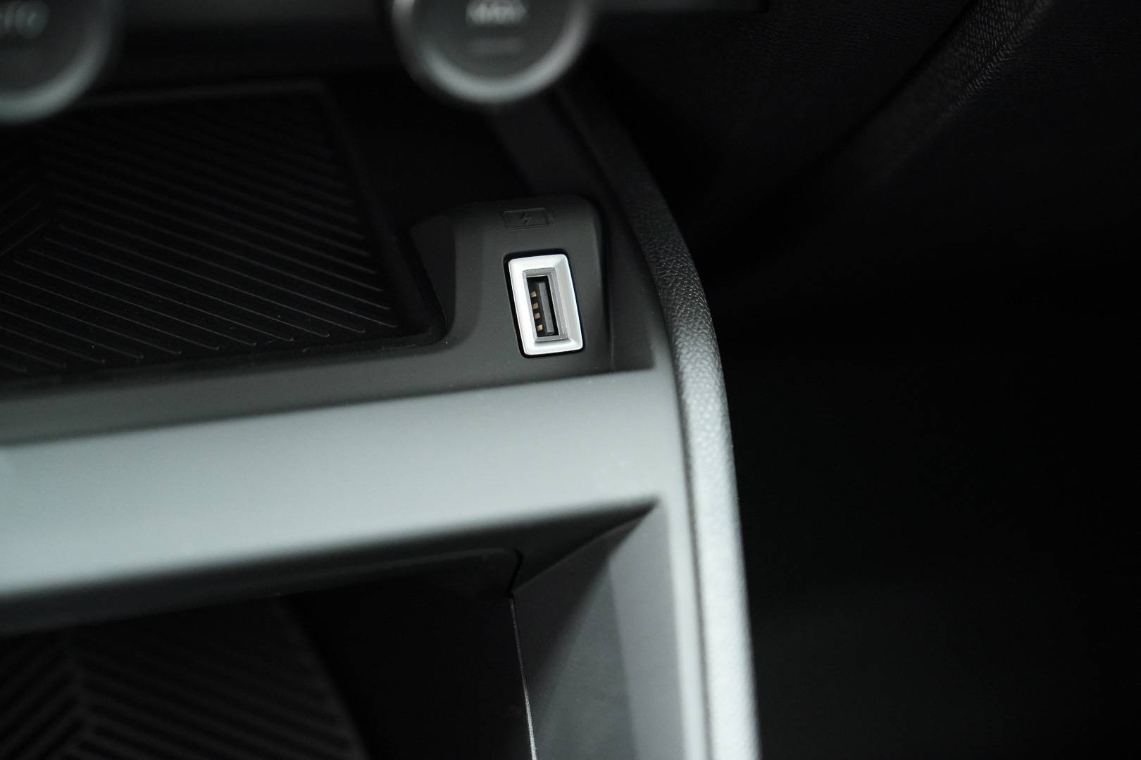 CITROEN C4 X - Foto 17