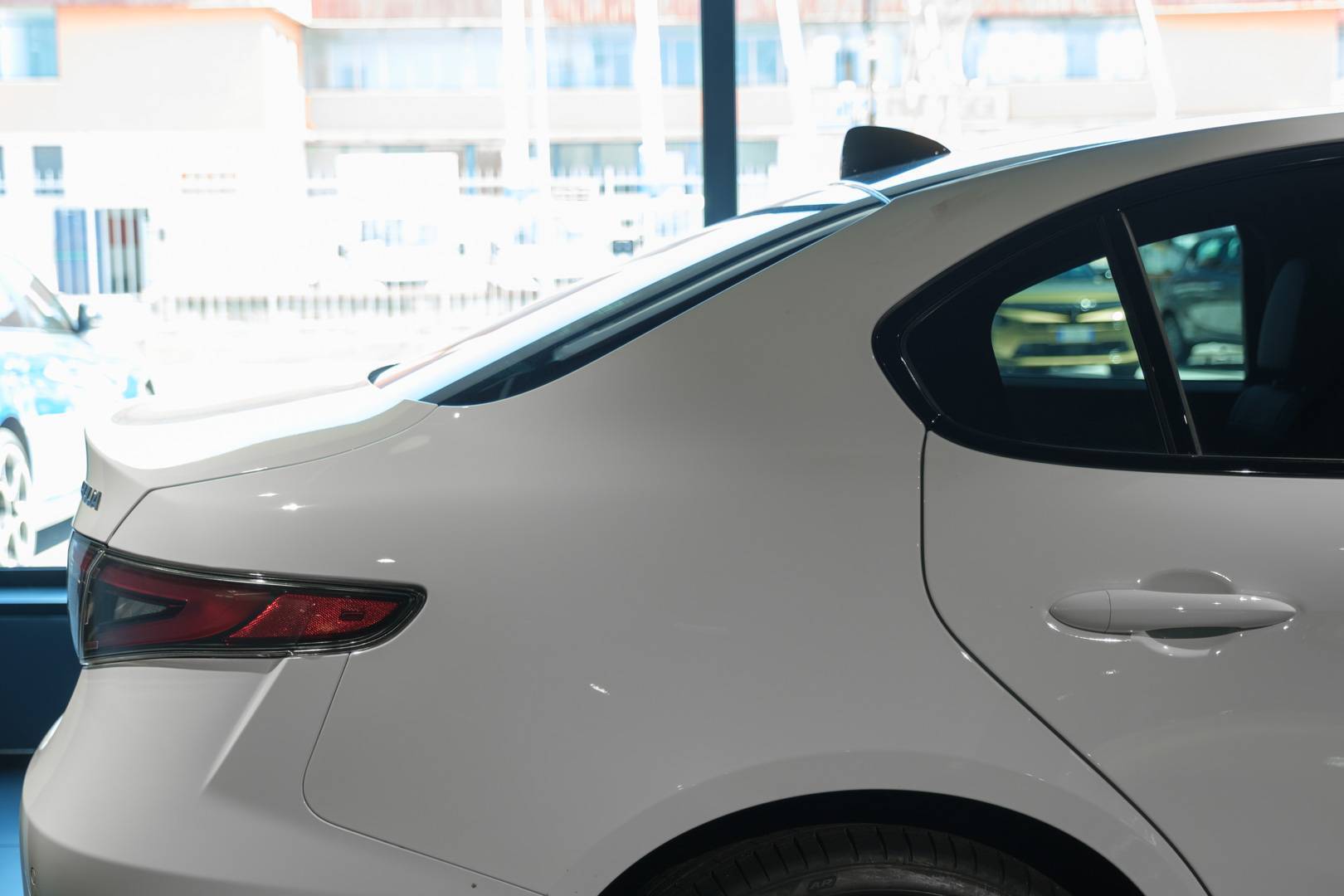 ALFA ROMEO GIULIA - Foto 6