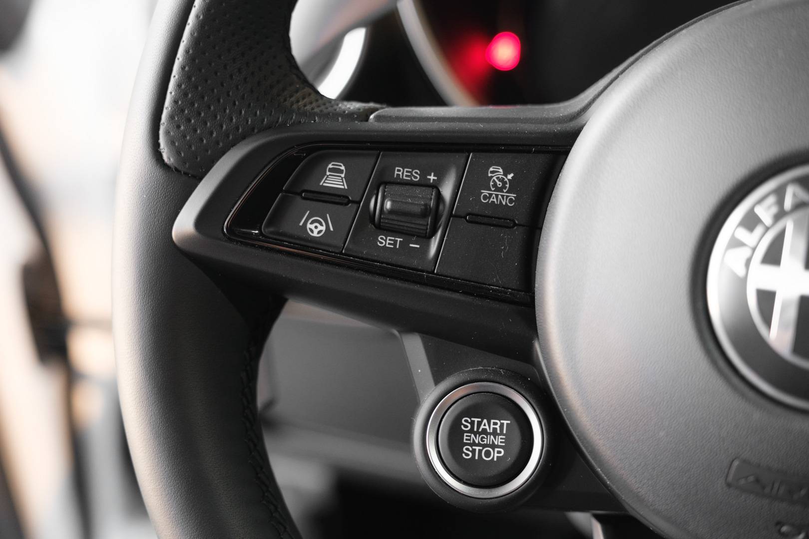ALFA ROMEO GIULIA - Foto 11