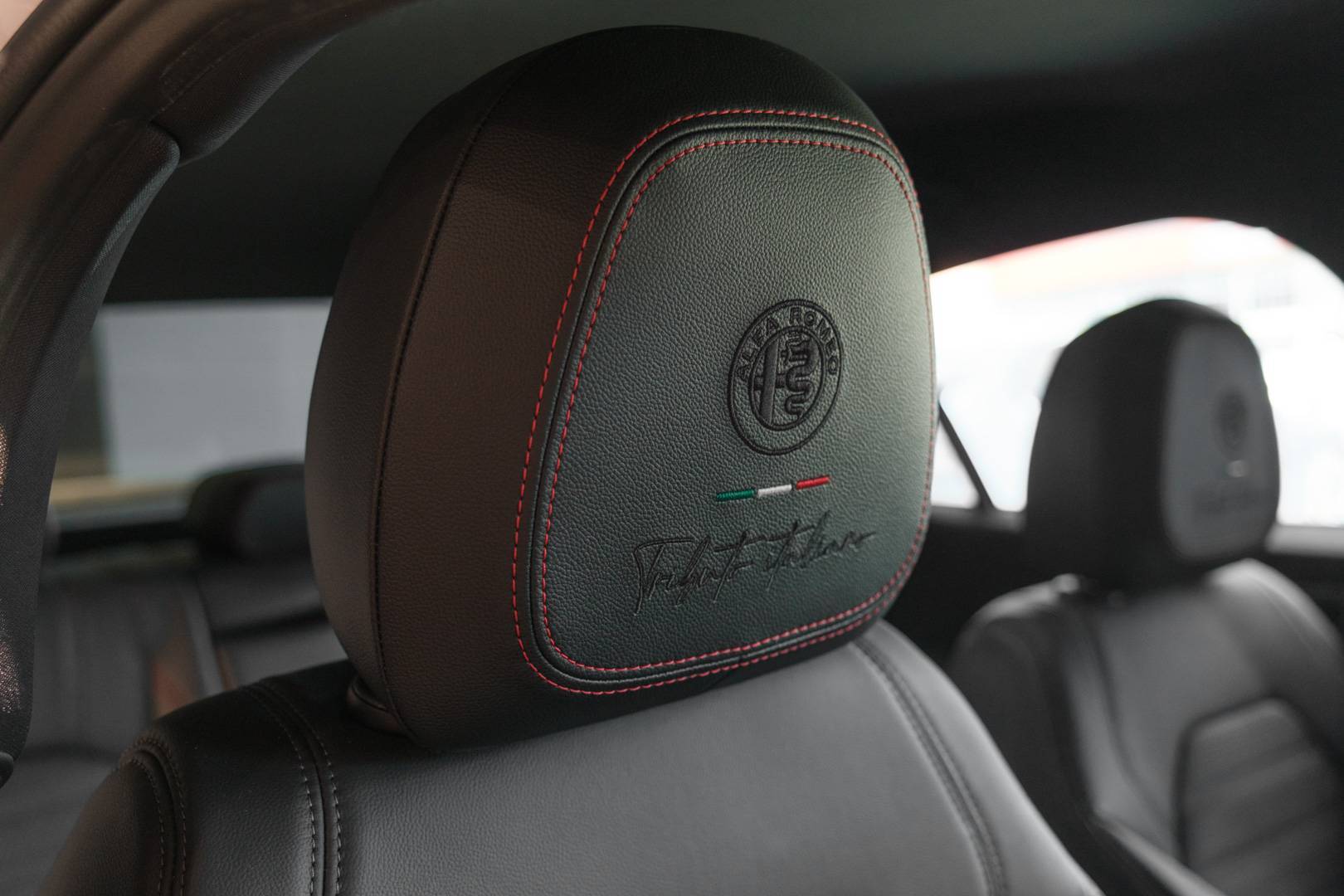 ALFA ROMEO GIULIA - Foto 24