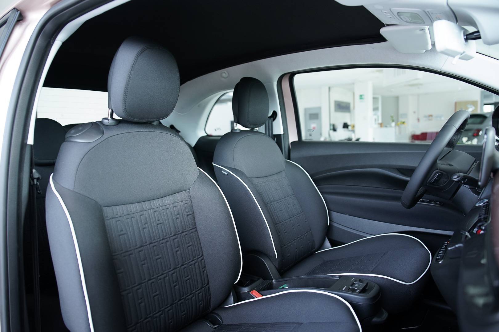 FIAT 500e - Foto 20