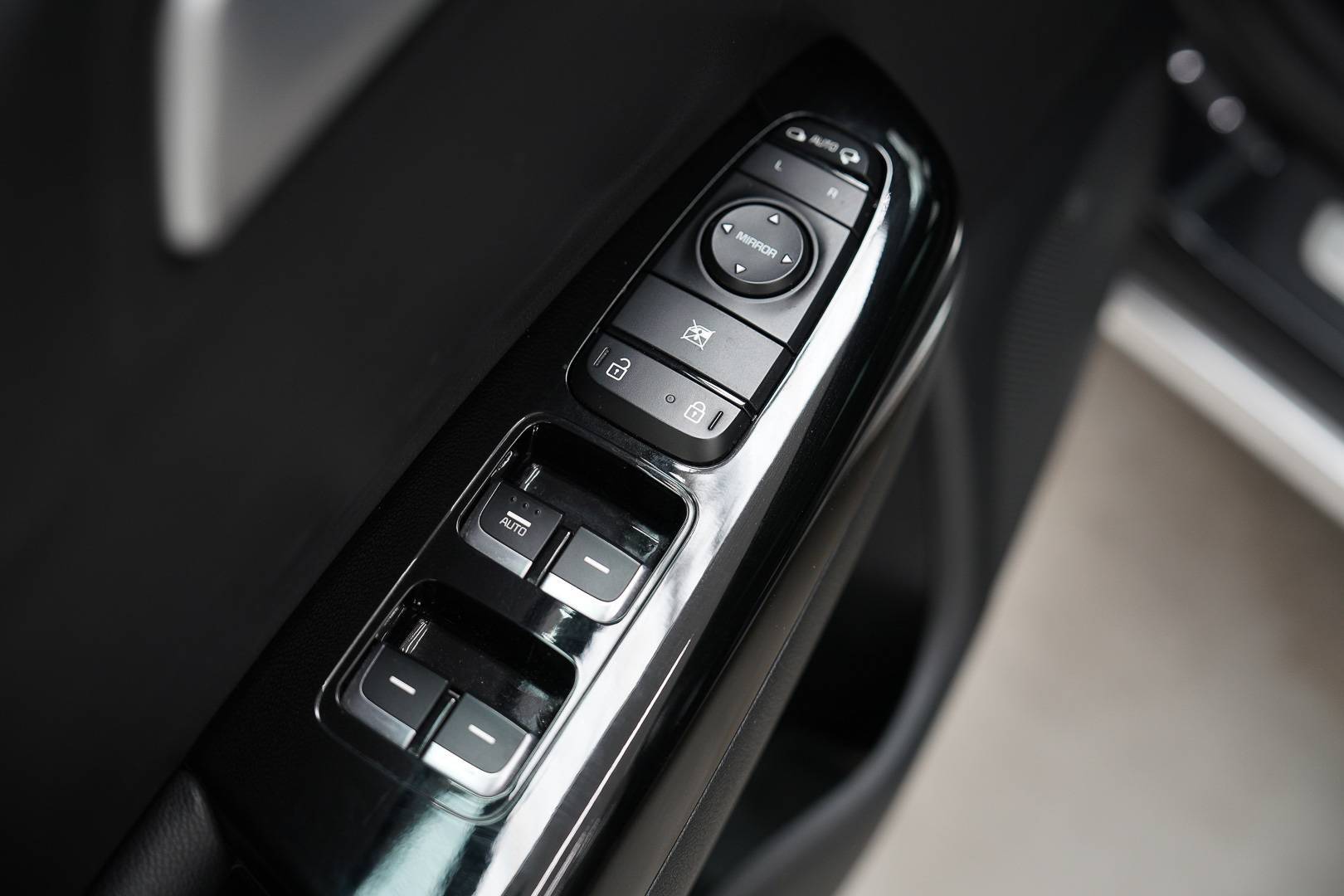 KIA Sportage - Foto 10