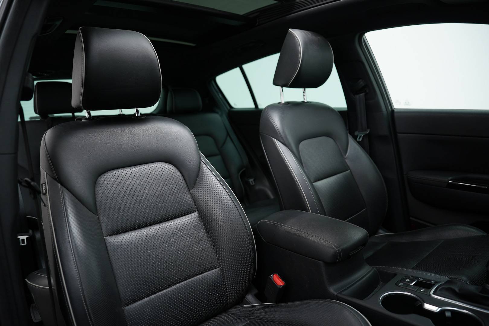 KIA Sportage - Foto 24