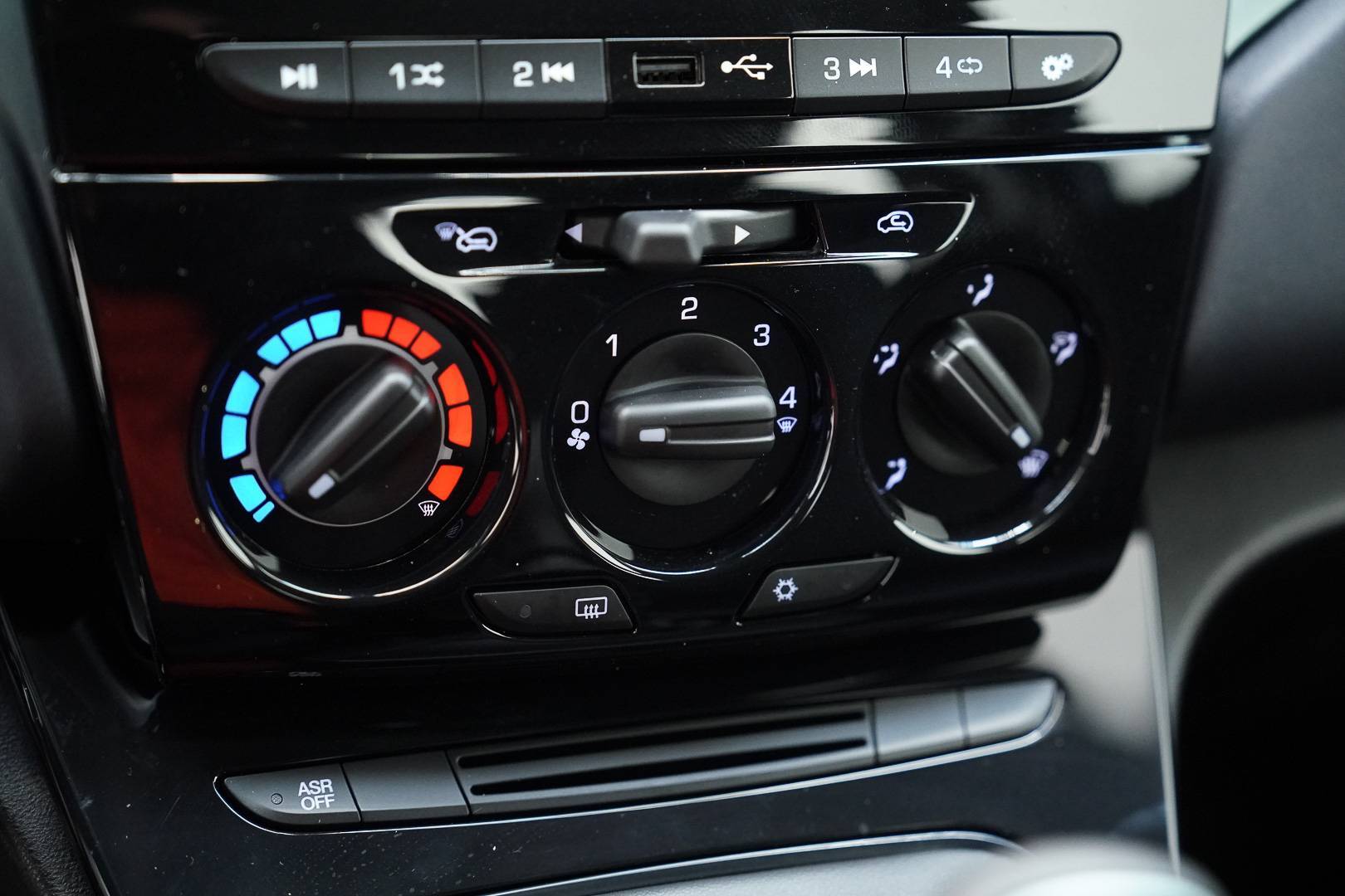 LANCIA Ypsilon - Foto 16