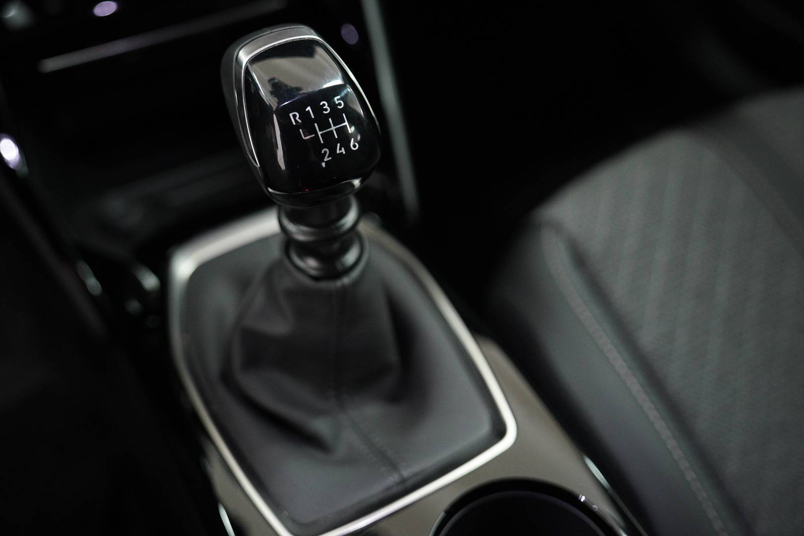 PEUGEOT 2008 - Foto 19