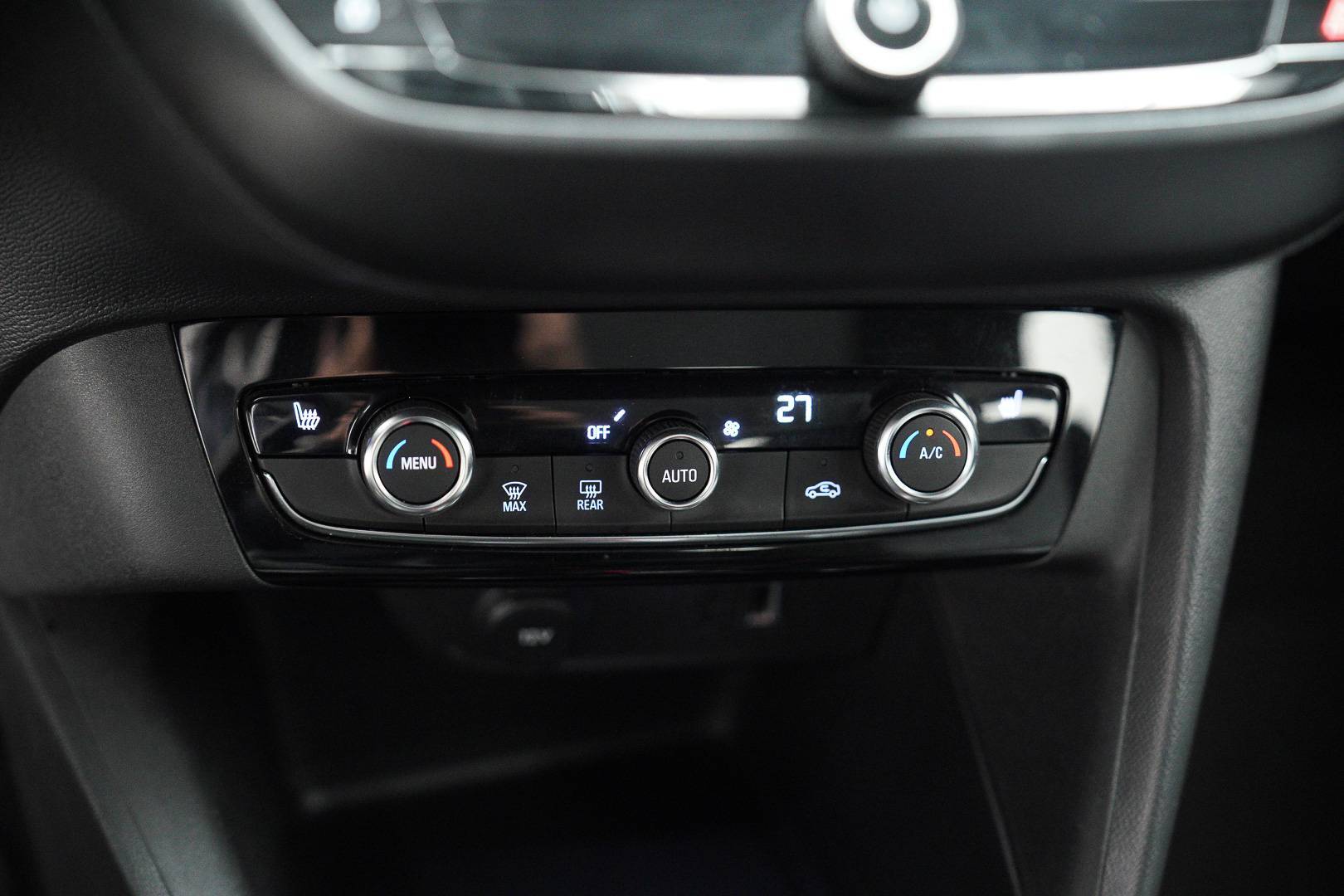 OPEL Corsa - Foto 17
