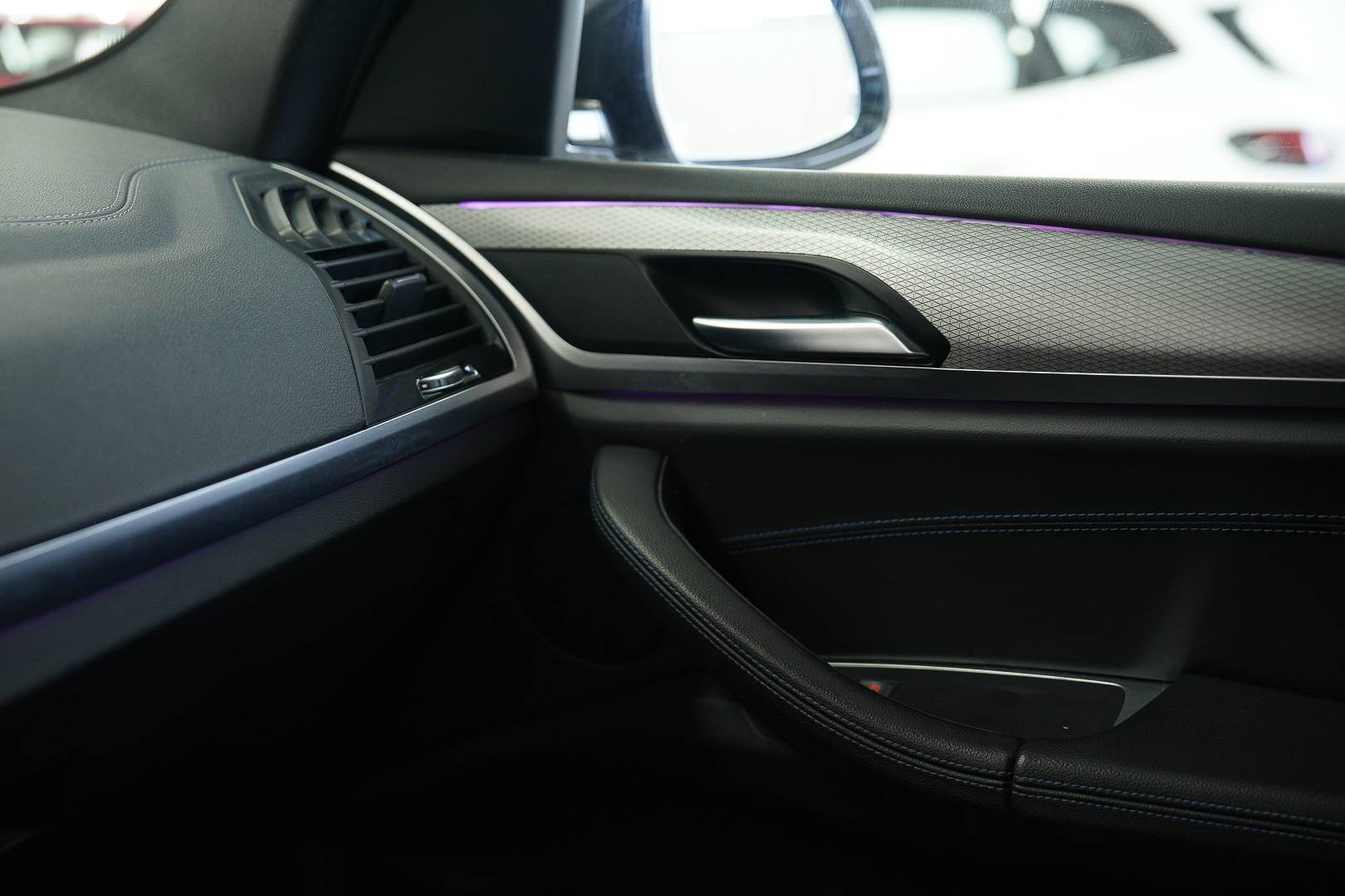 BMW X3 - Foto 24