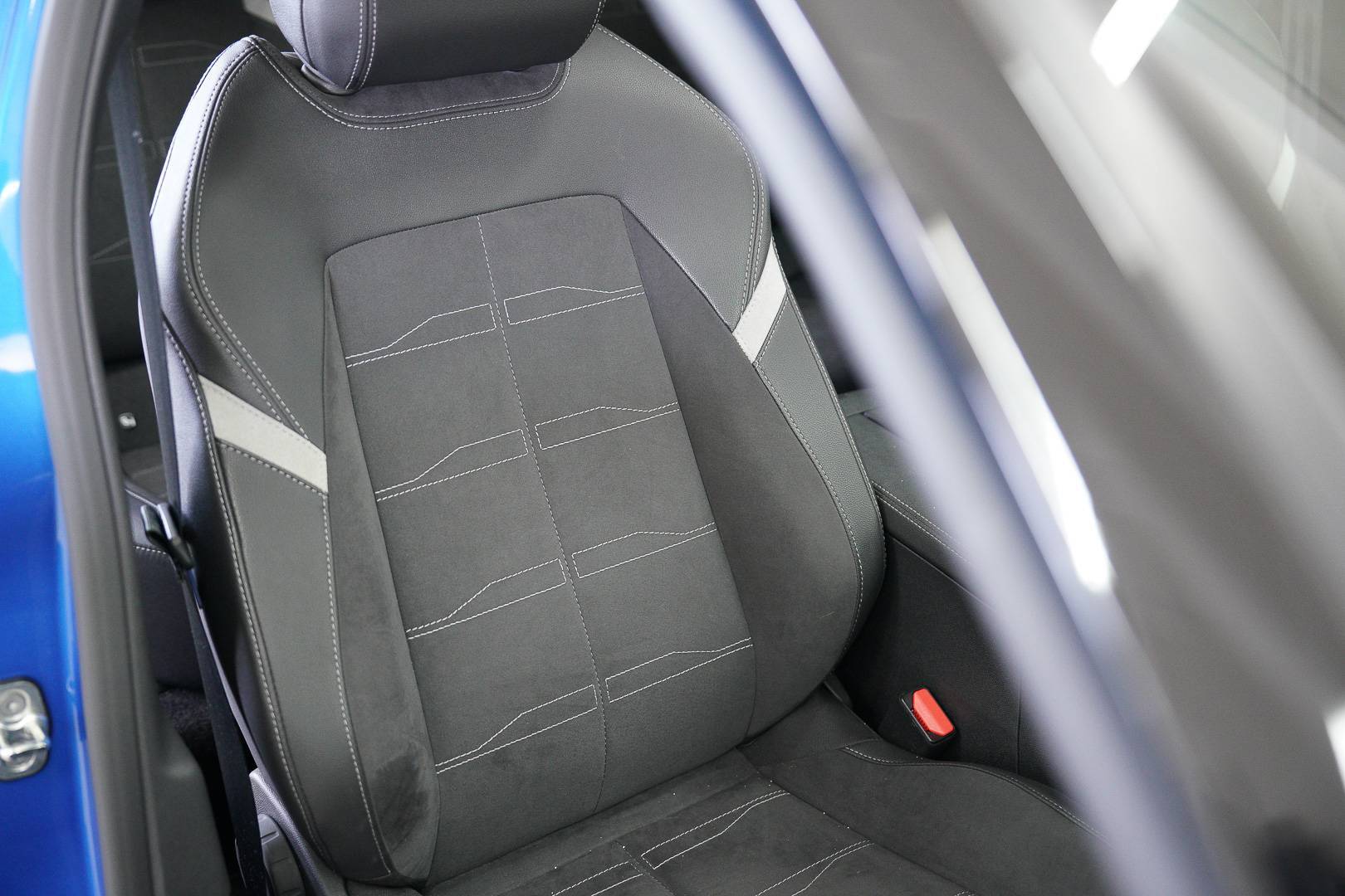 OPEL Nuova Astra - Foto 21