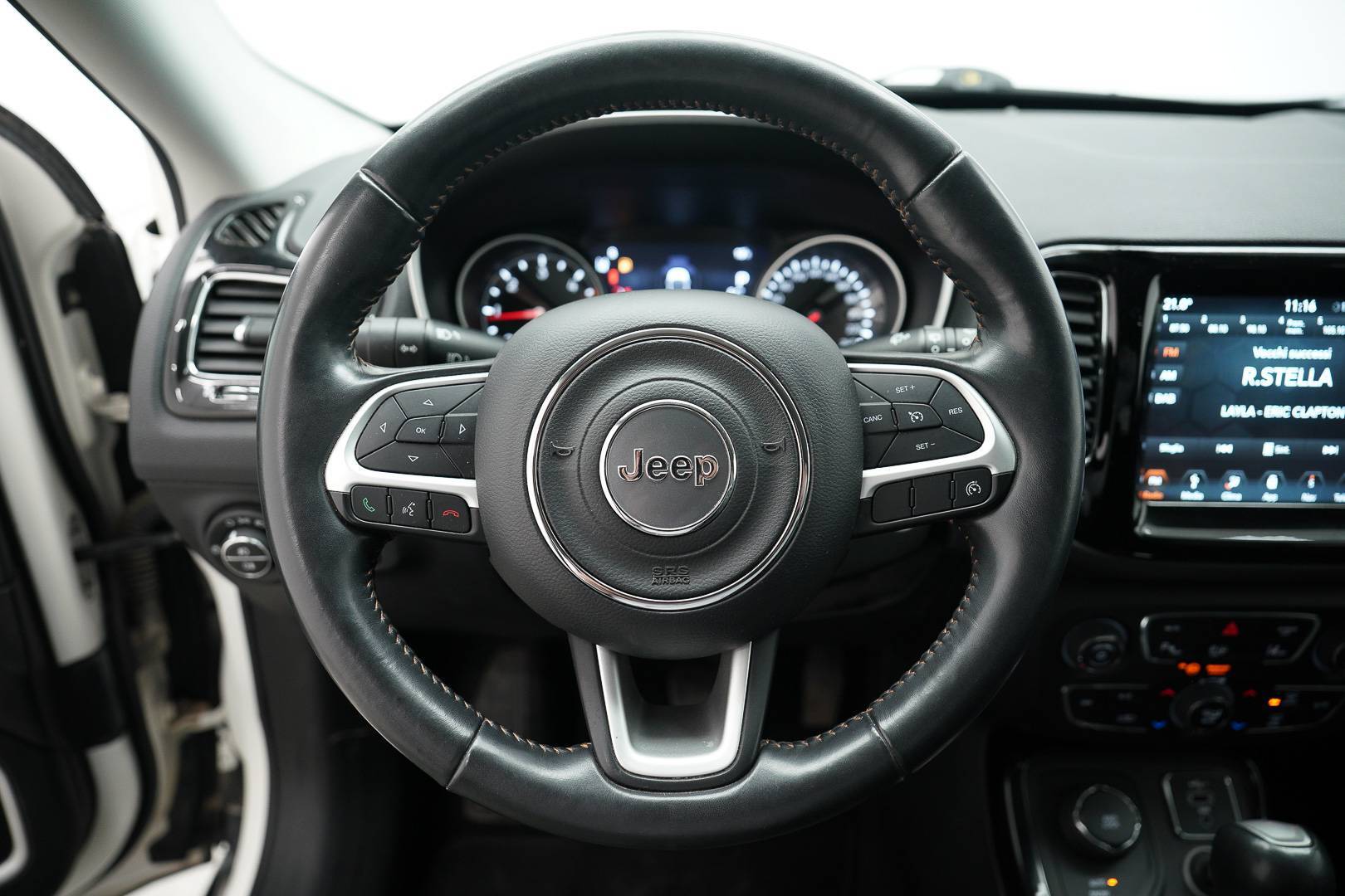 JEEP Compass - Foto 11