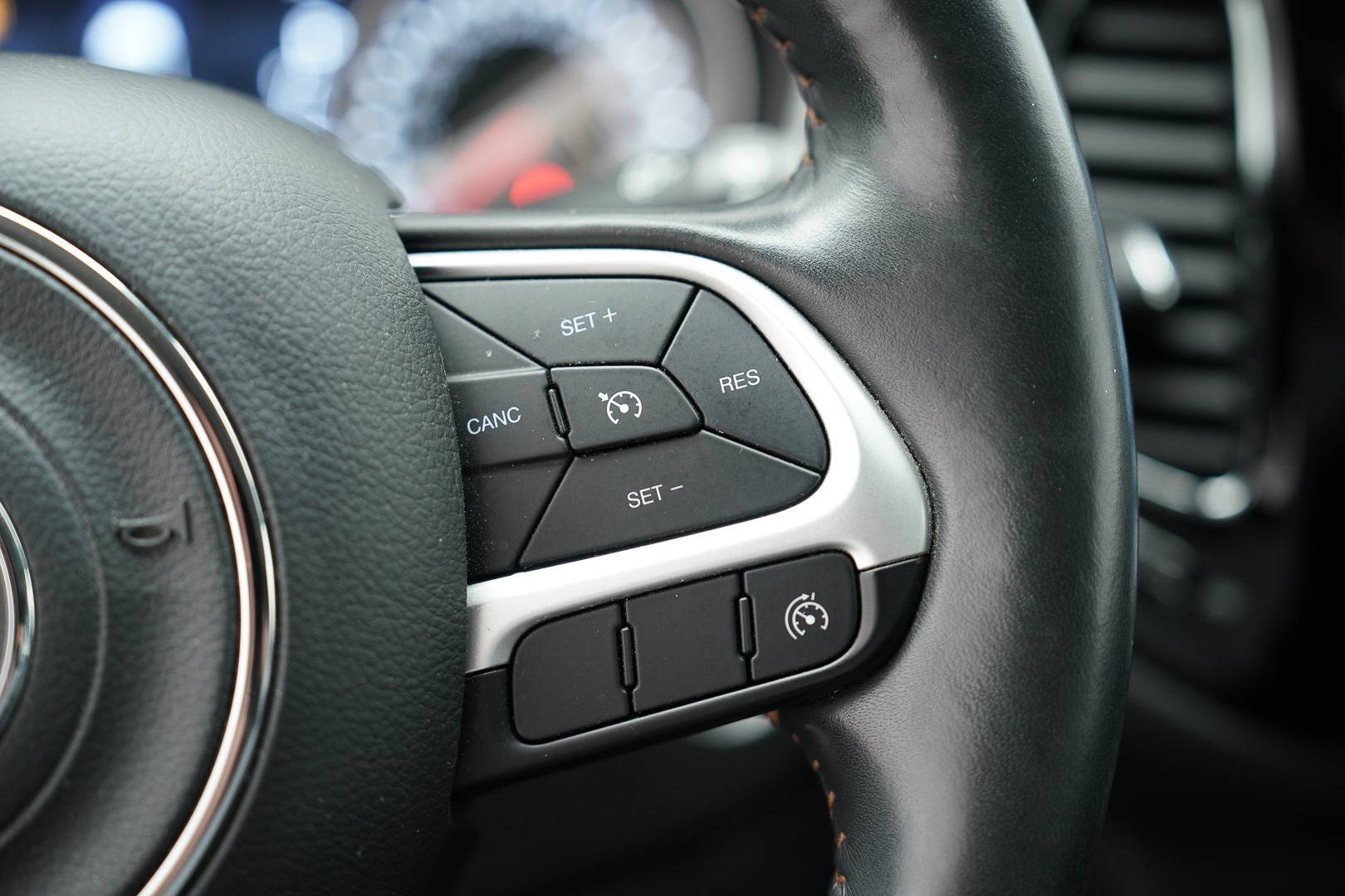 JEEP Compass - Foto 13