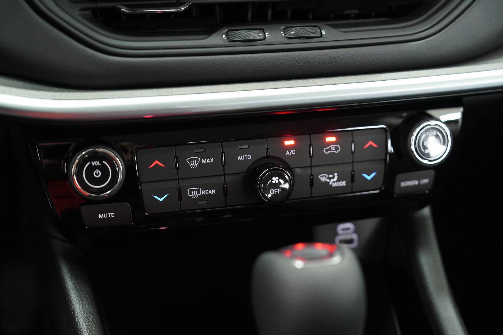 JEEP Compass - Foto 17