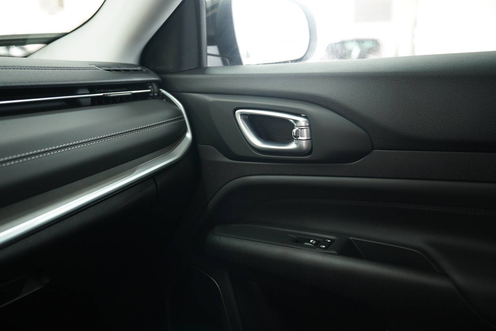 JEEP Compass - Foto 20