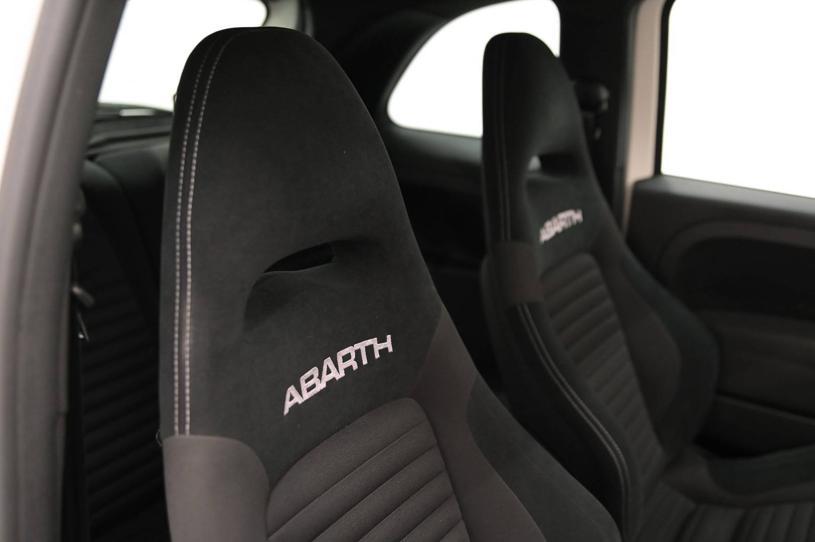 ABARTH 695 - Foto 8