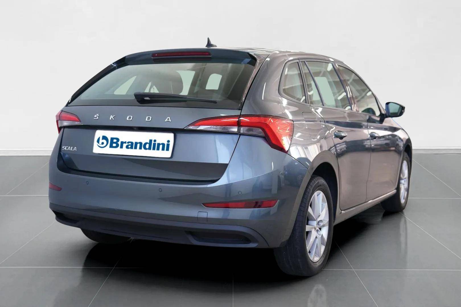 SKODA Scala - Foto 8