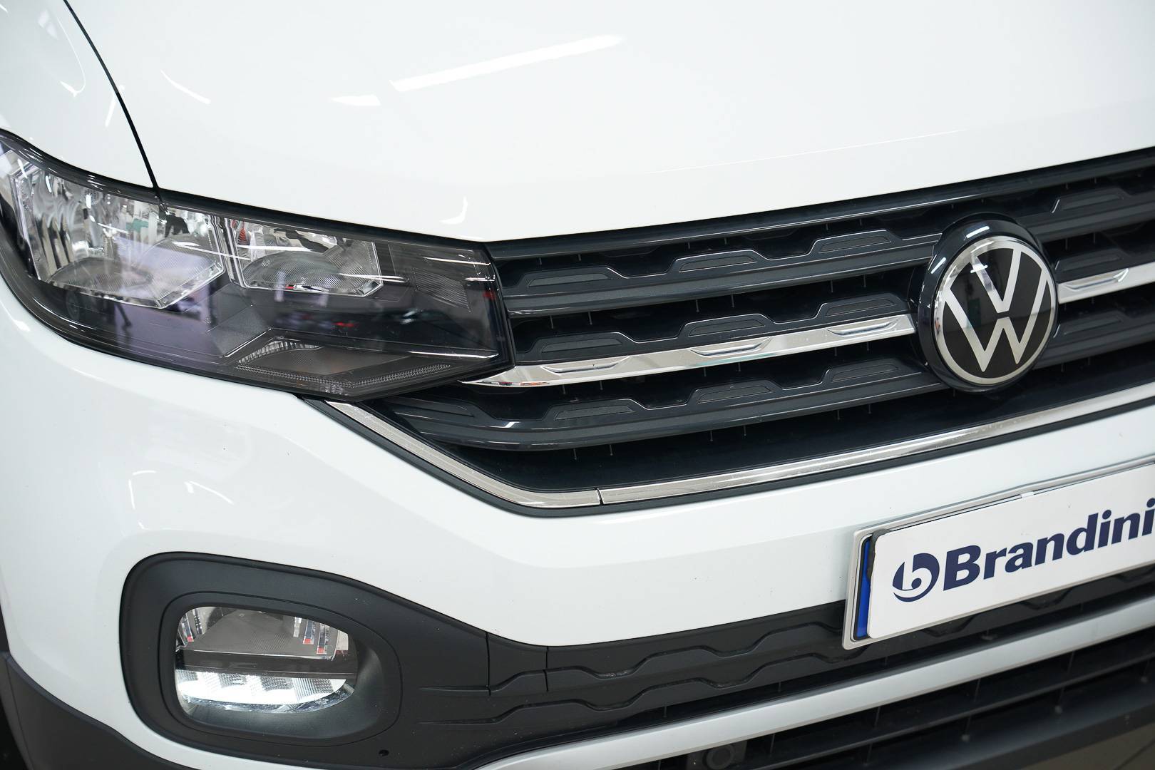 VOLKSWAGEN T-Cross - Foto 4