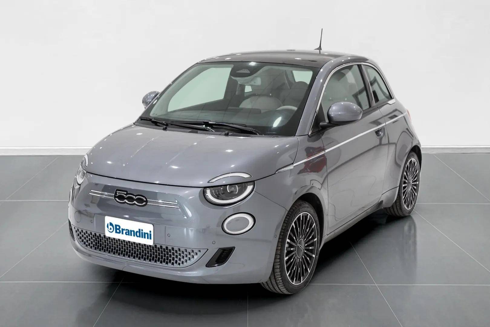 FIAT 500e - Foto 1