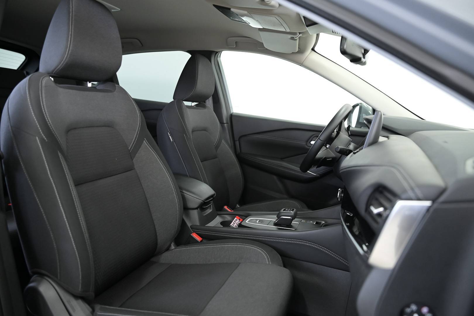NISSAN Qashqai - Foto 24