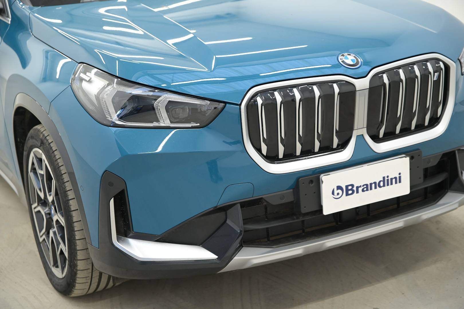 BMW iX1 - Foto 12