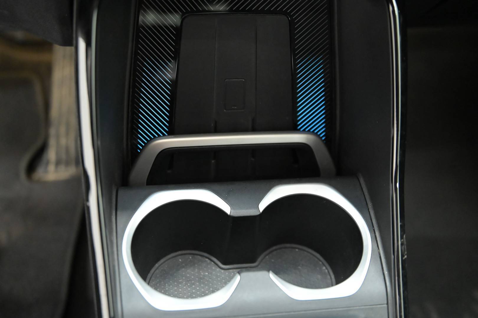 BMW iX1 - Foto 26