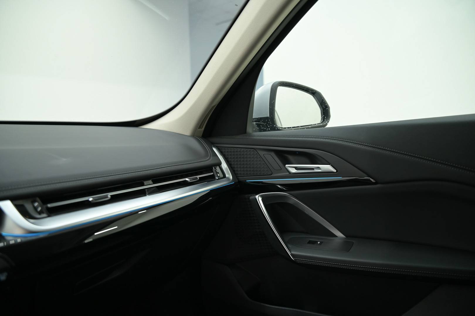 BMW iX1 - Foto 27
