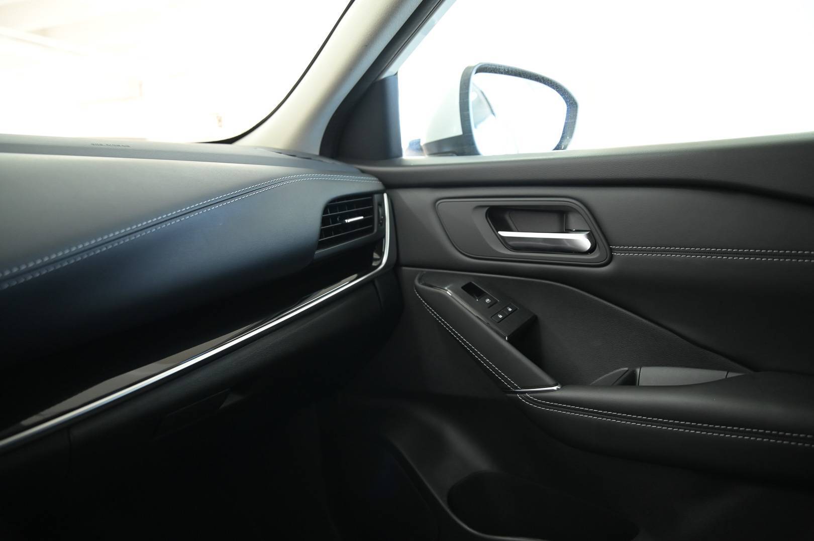 NISSAN Qashqai - Foto 25