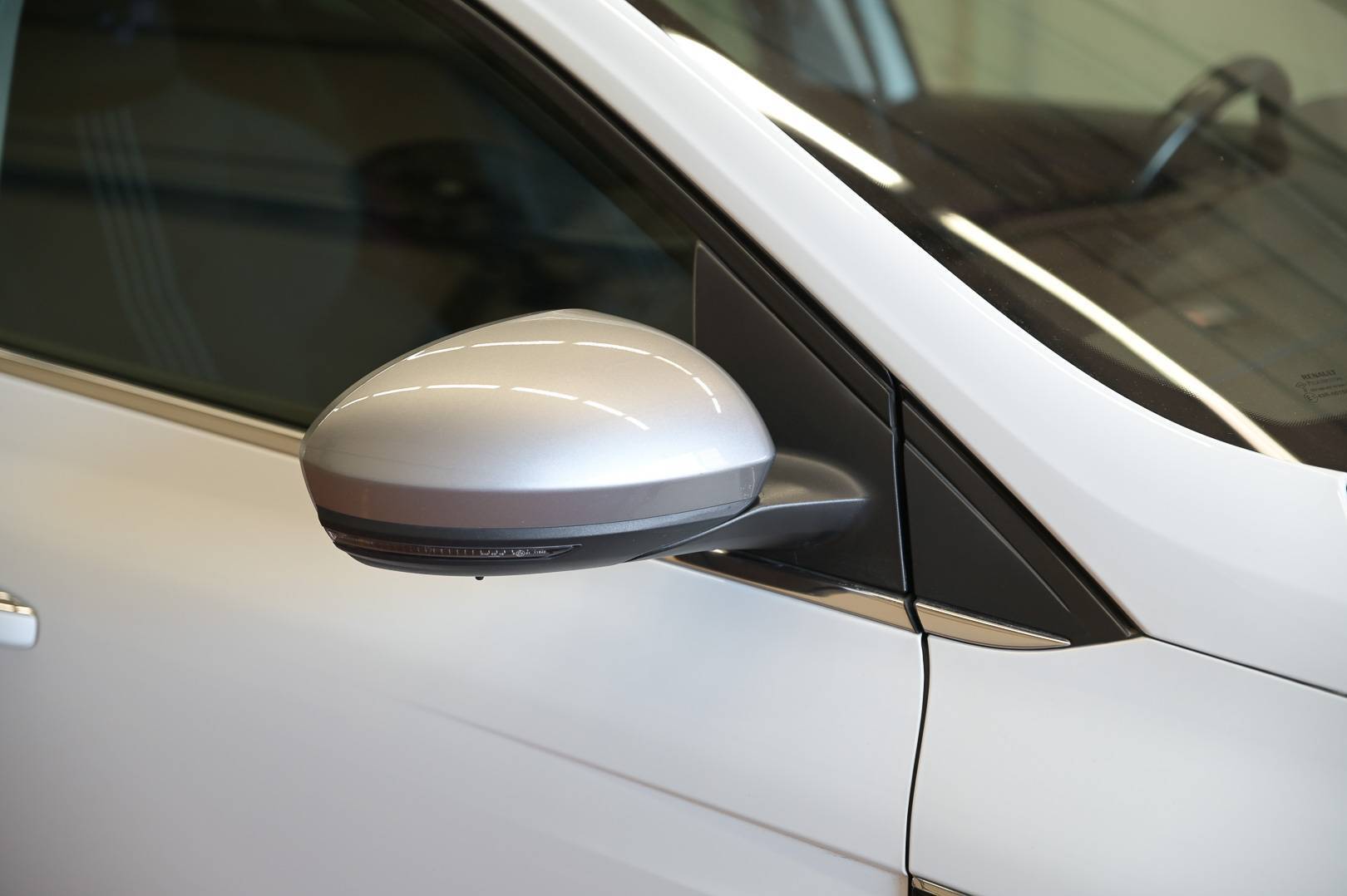 RENAULT Megane - Foto 8