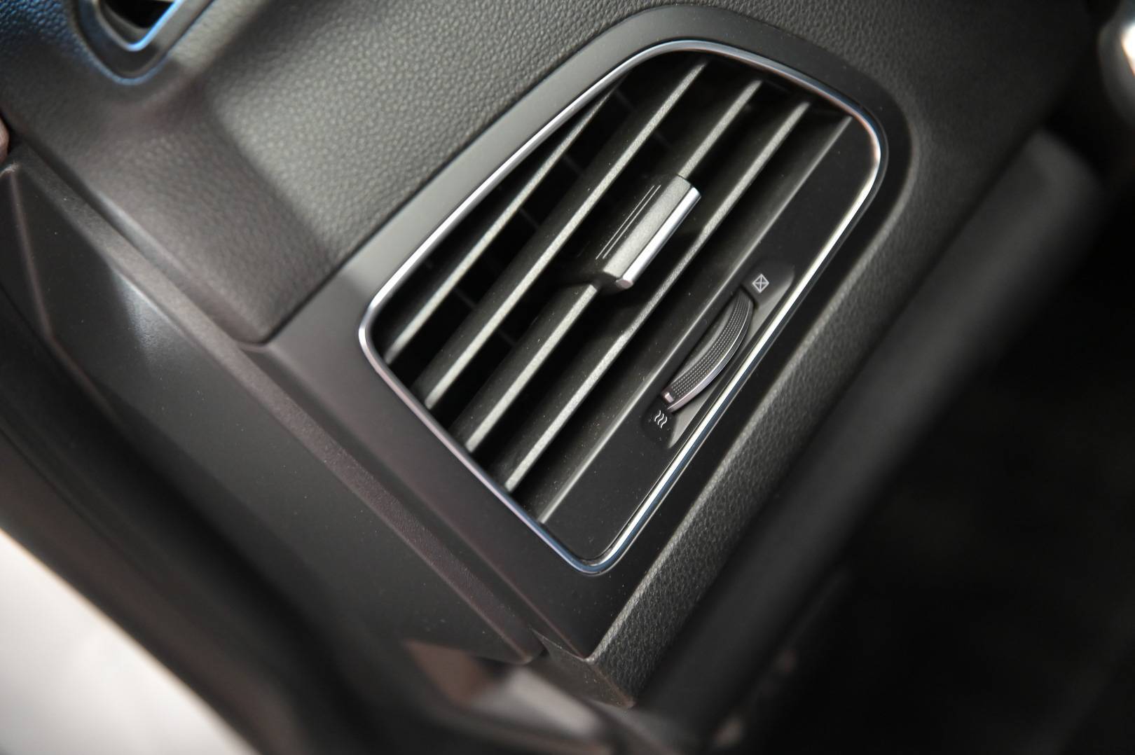 RENAULT Megane - Foto 11