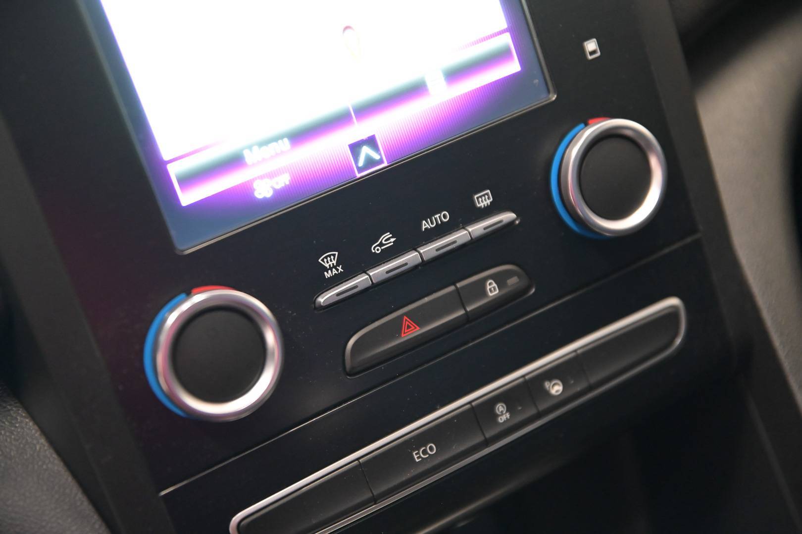 RENAULT Megane - Foto 17
