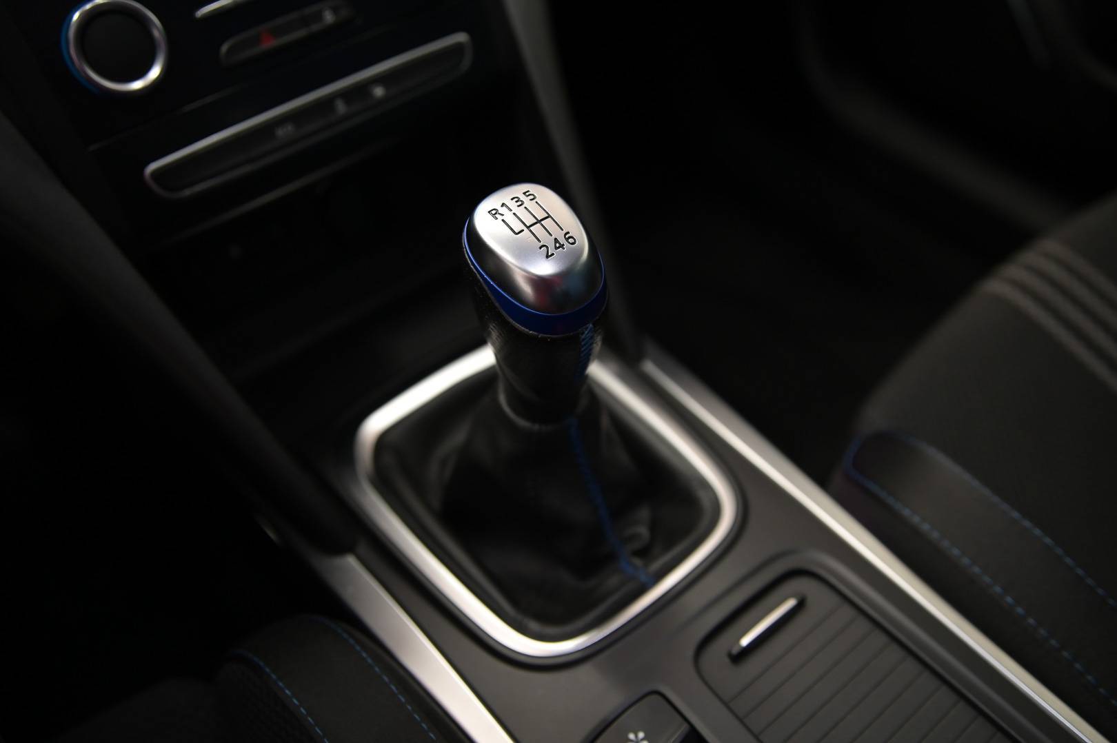 RENAULT Megane - Foto 19