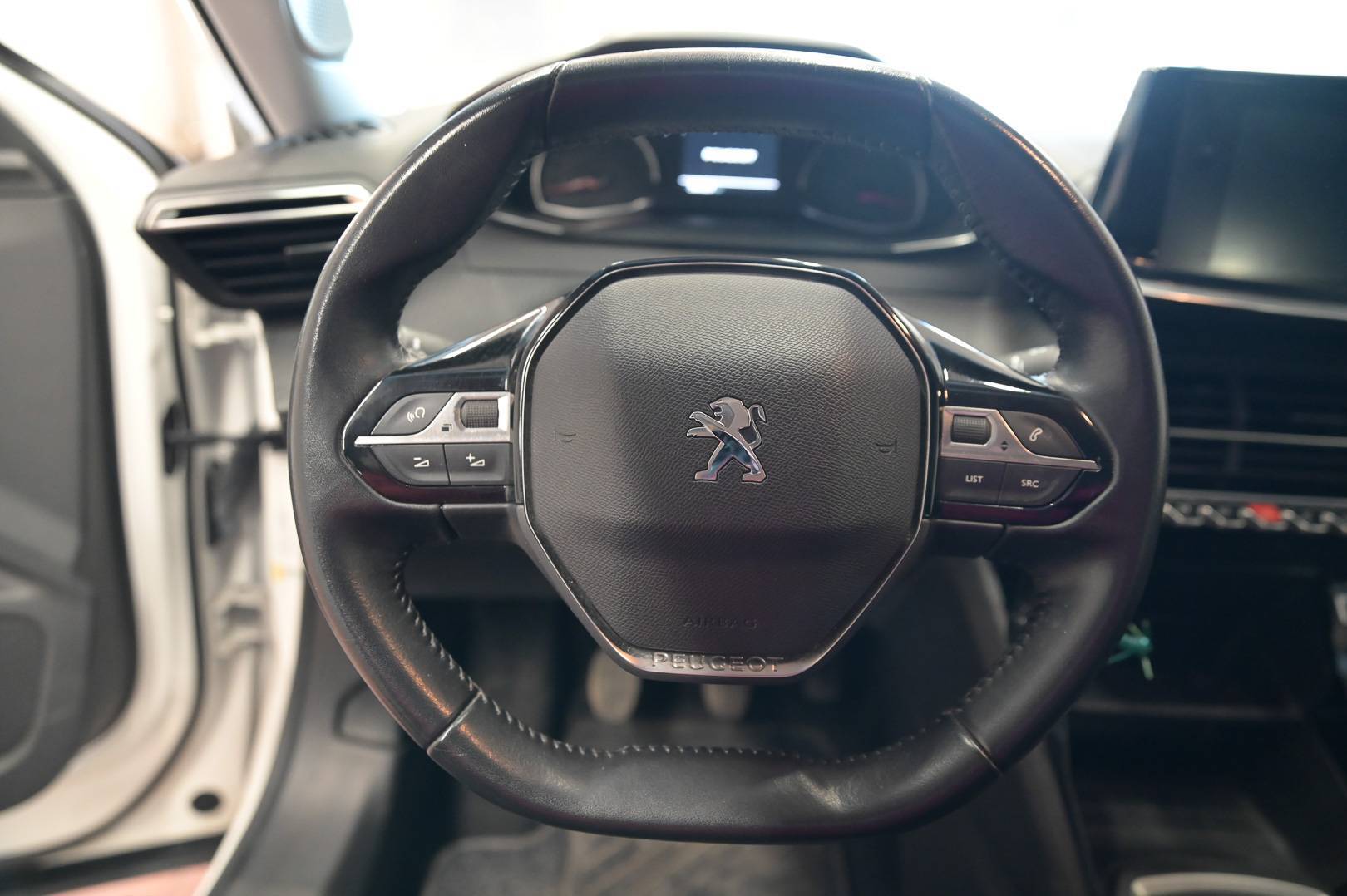 PEUGEOT 2008 - Foto 13
