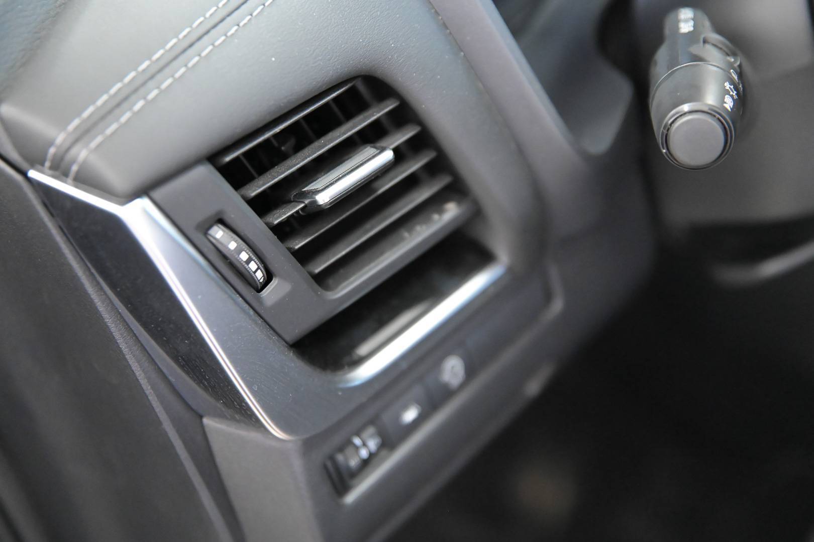 NISSAN Qashqai - Foto 11