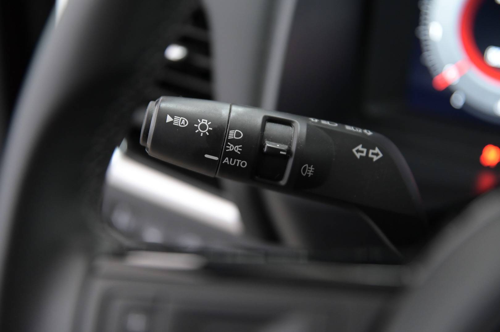 NISSAN Qashqai - Foto 17