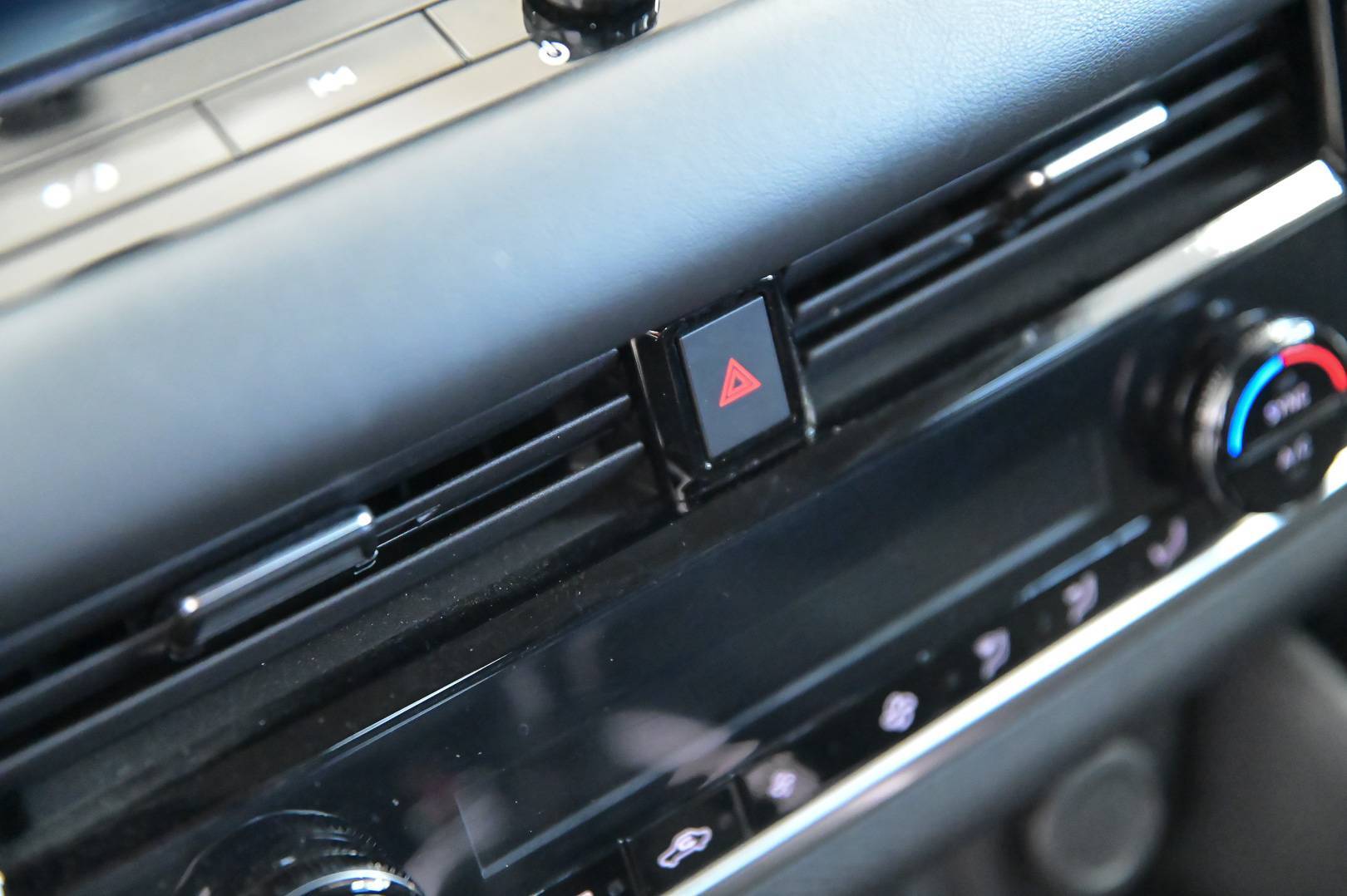 NISSAN Qashqai - Foto 21