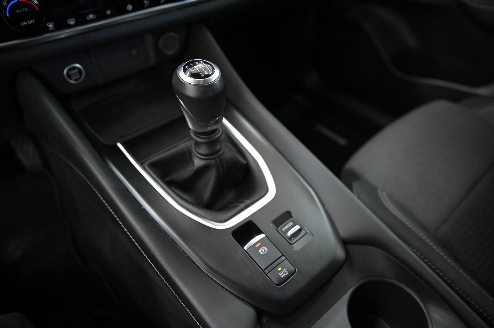 NISSAN Qashqai - Foto 23