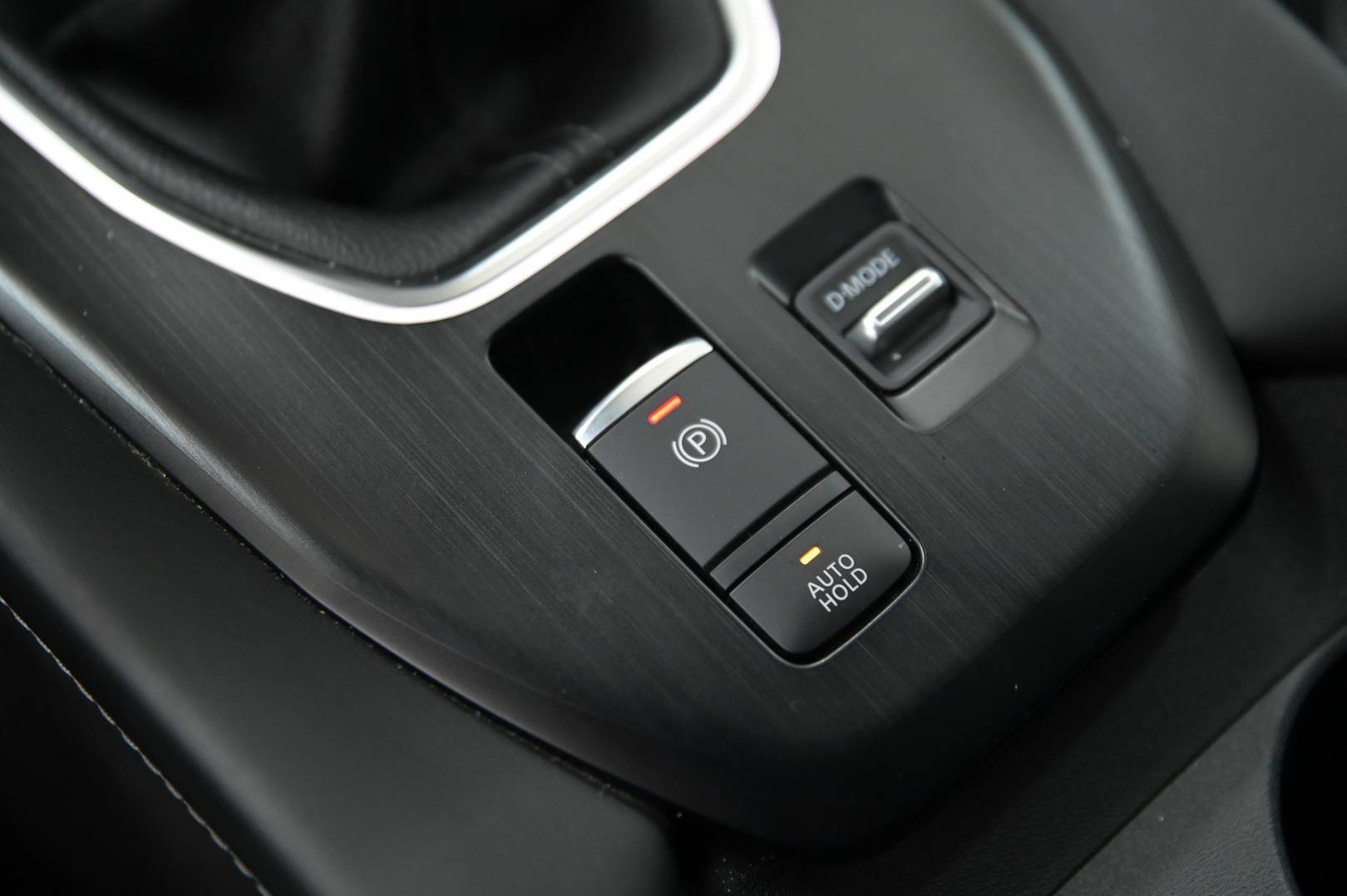 NISSAN Qashqai - Foto 24