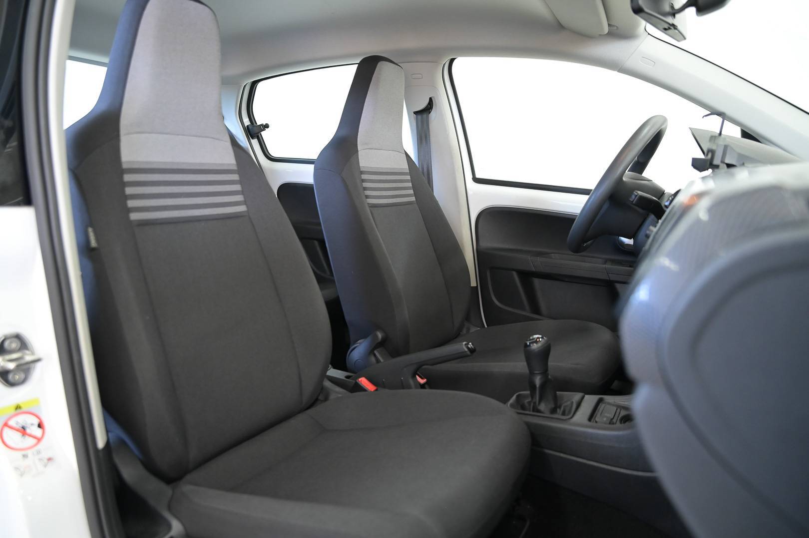 VOLKSWAGEN up! - Foto 17